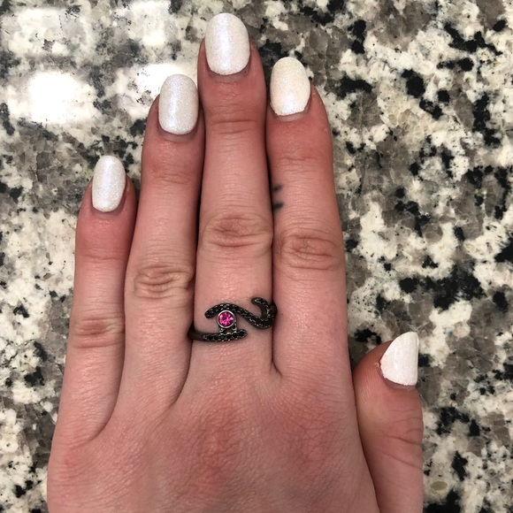 NWT Fragrant Jewels Cool Ring - Picture 2 of 4